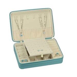 Lot of 2 Travel jewelry organizers